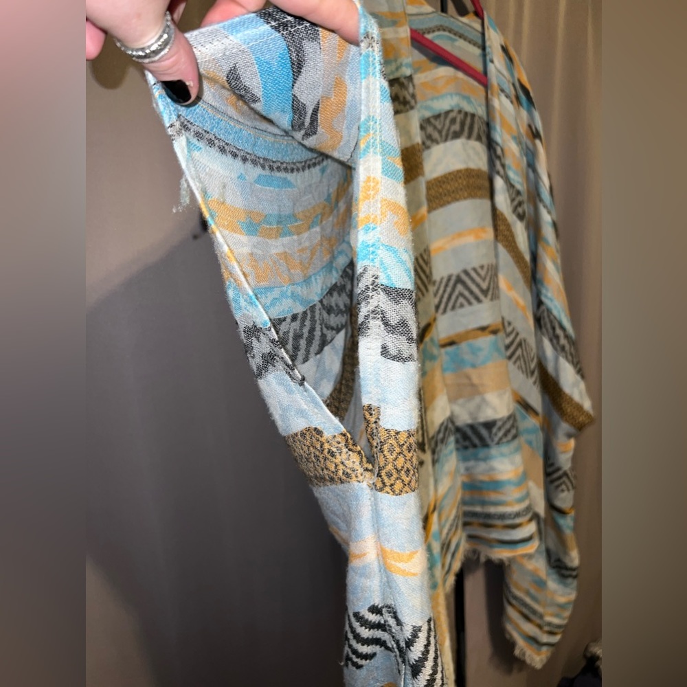 Aztec kimono - Picture 2 of 3